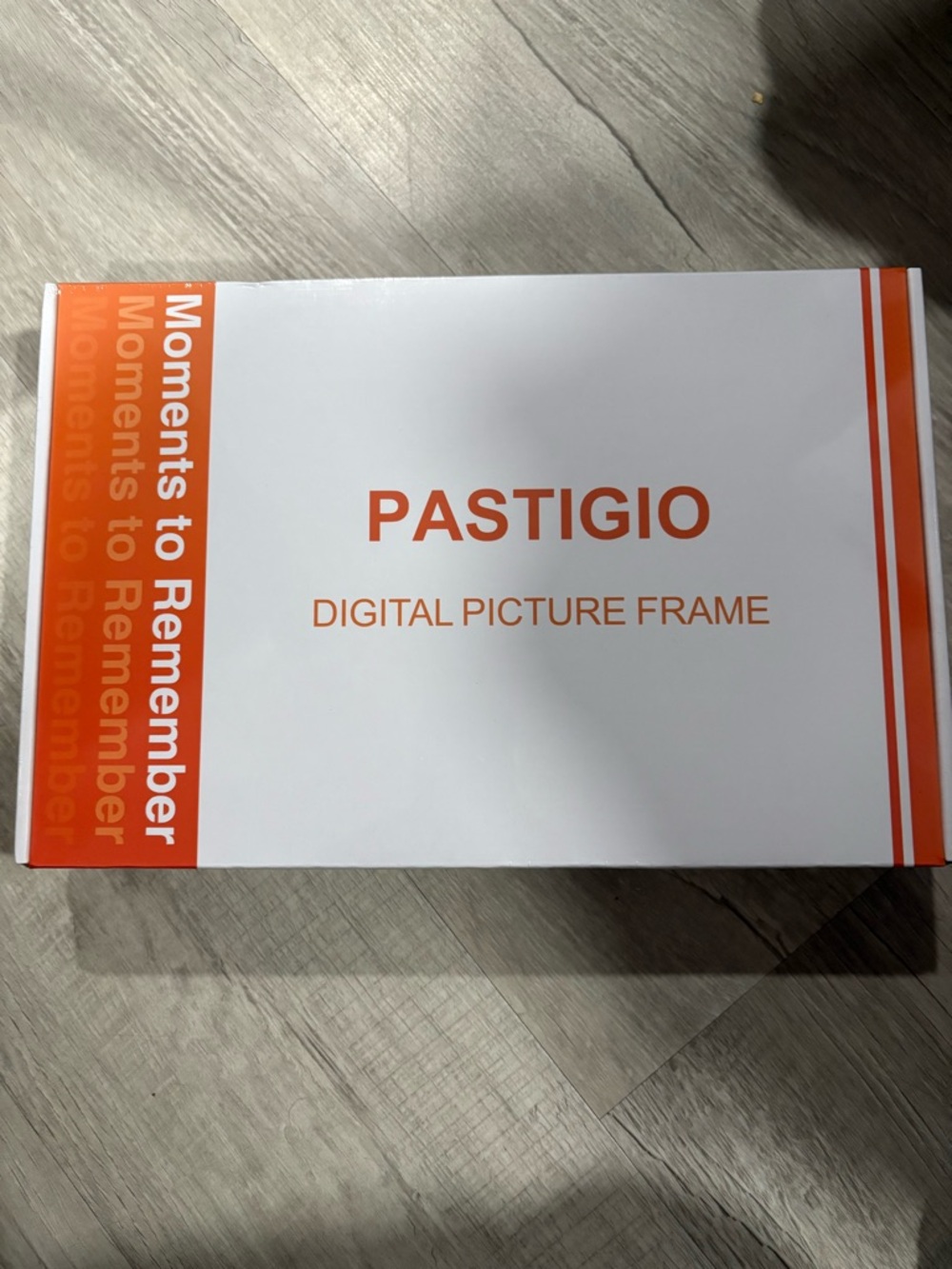 Pastigio Orange & White Digital Picture Frame — Vibrant Photo Display